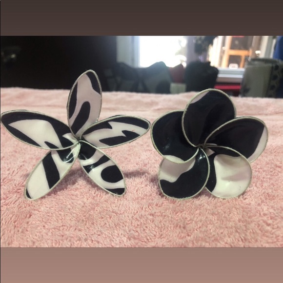 Homemade Flowers. - Picture 8 of 16